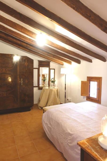 Villa Casa Clara Pueblo, Mar Y Montana Aigues Esterno foto
